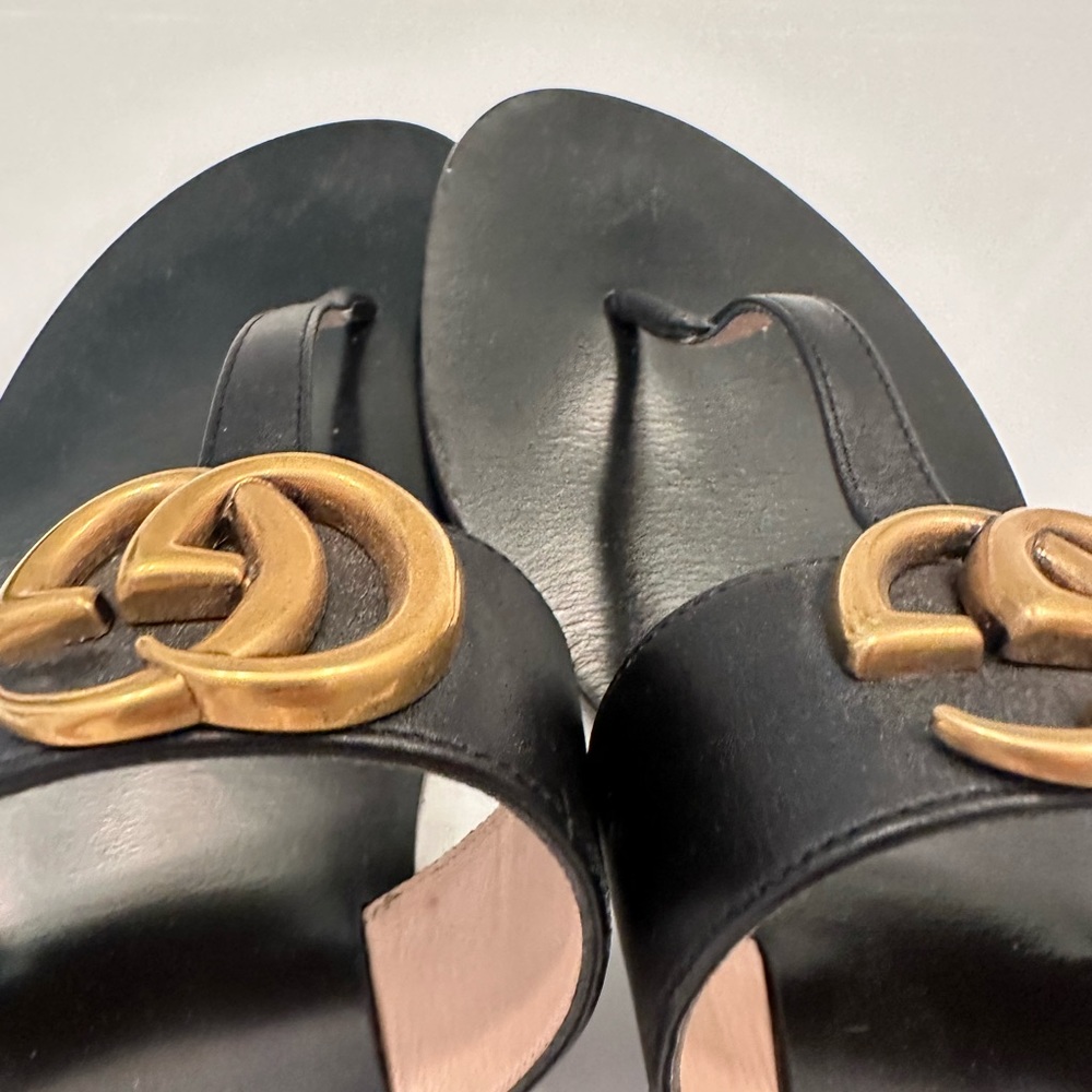 Like new authentic Gucci sandals. - Picture 8 of 8